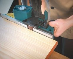 Virutex Ponceuse Spéciale 2300100 Rabot CE23N Avec Rouleau De Ponçage -Ponceuses Soldes 2300100 rabot ce23n avec rouleau de poncage 2